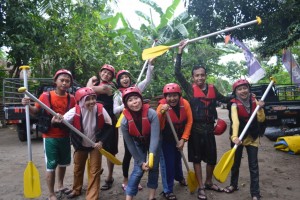 Selesai rafting